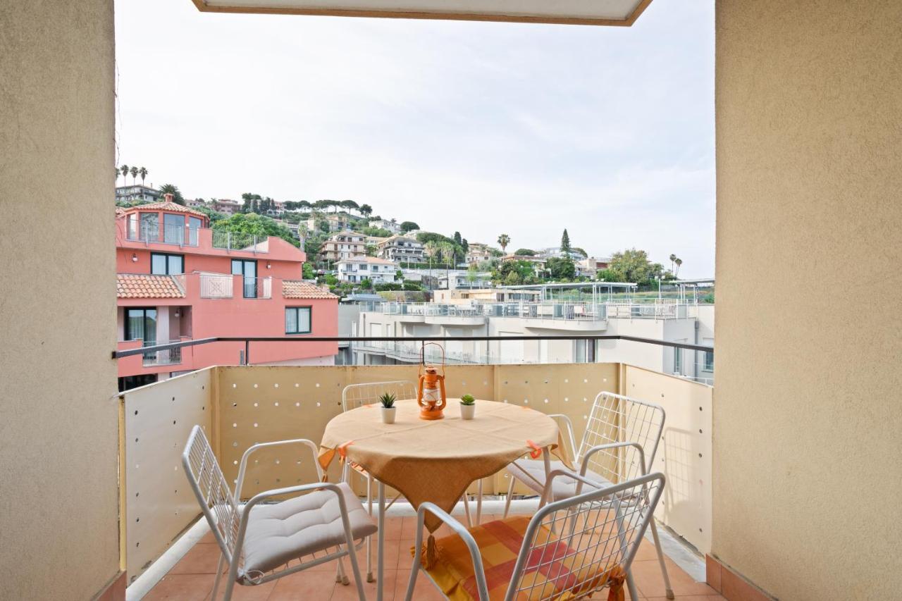 Aci Castello Seaview Apartment With Parking Zewnętrze zdjęcie